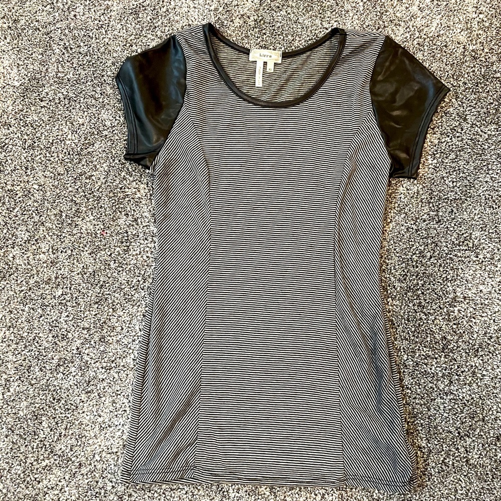Kiera Faux leather T-shirt